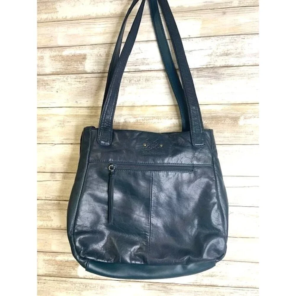 Stone Mountain Accessories this shoulder